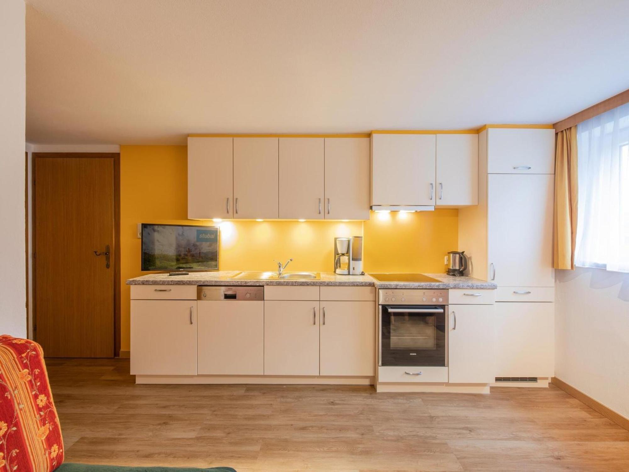 Apartamento Flat With Sep Entrance On Ground Floor In Neustift Neustift im Stubaital Exterior foto
